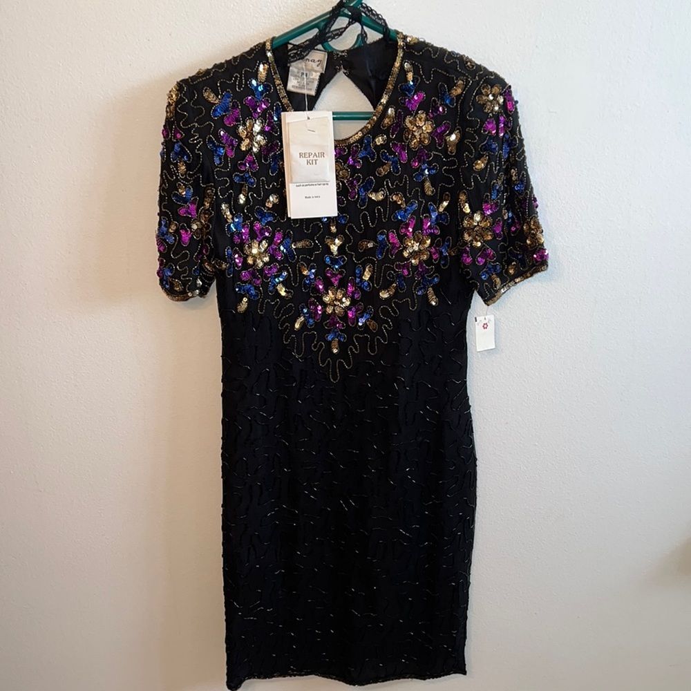 Sténay 80’s Vintage beaded knee length dress NWT size P4